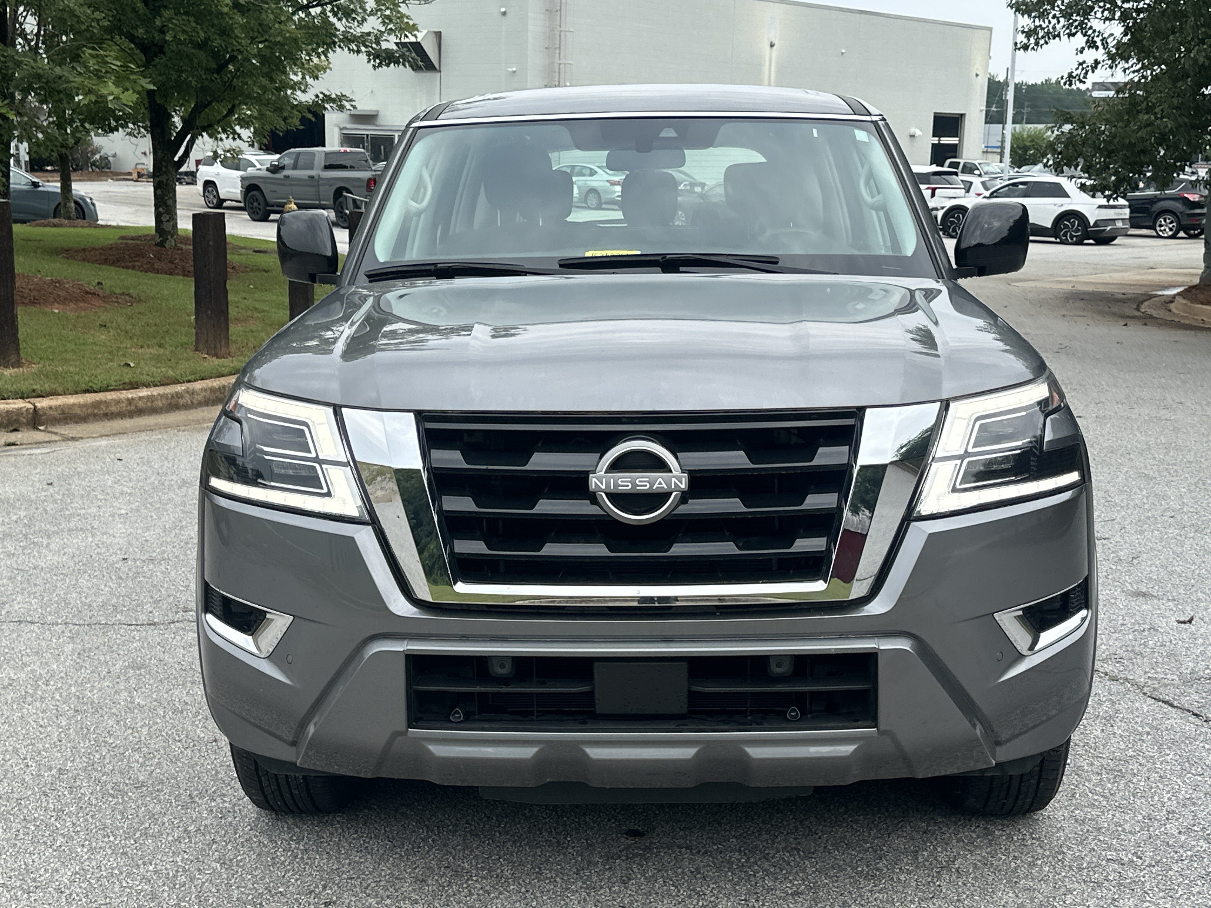 Used 2023 Nissan Armada S AWD/4WD image 2