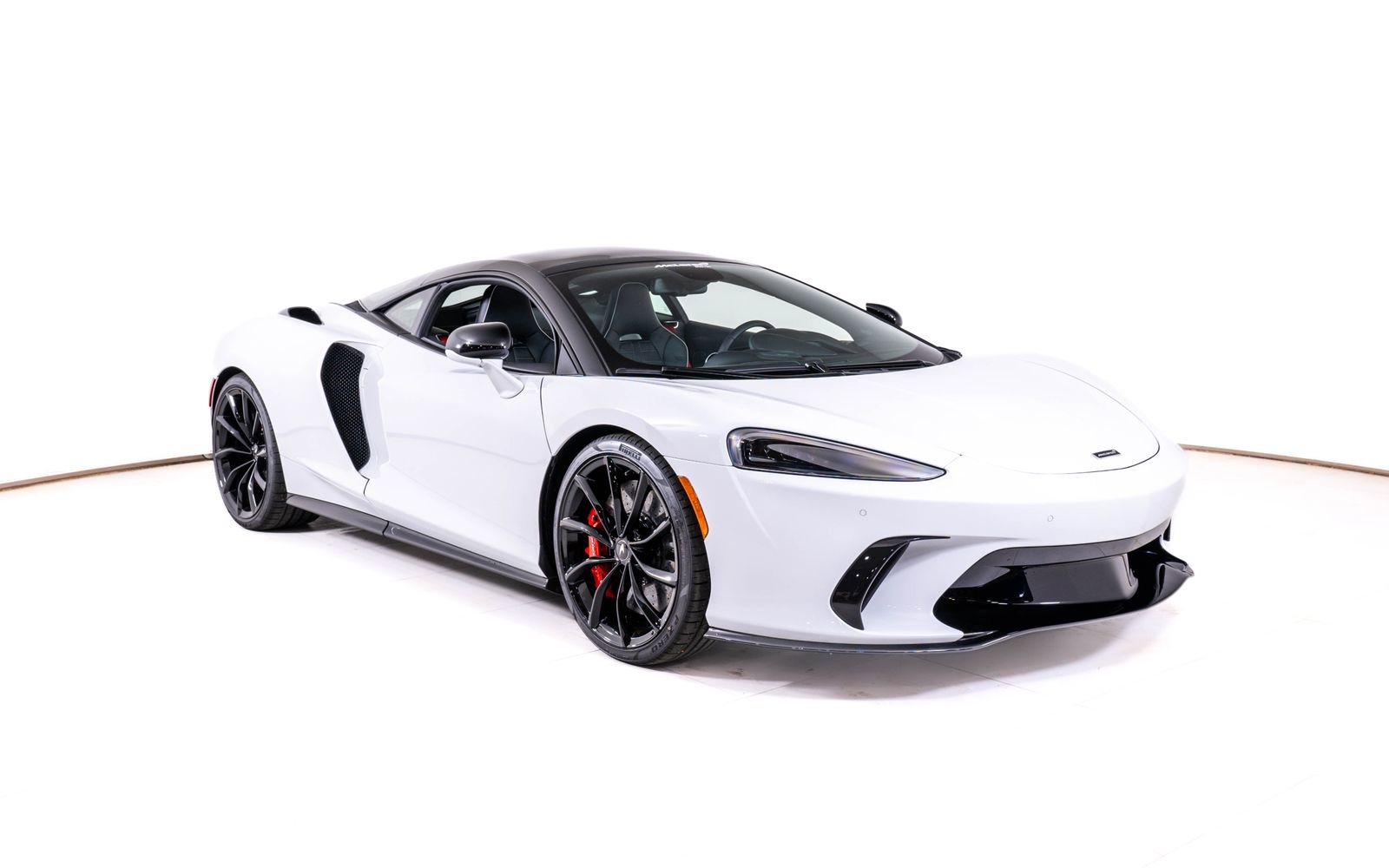 New 2026 McLaren GTS RWD image 7