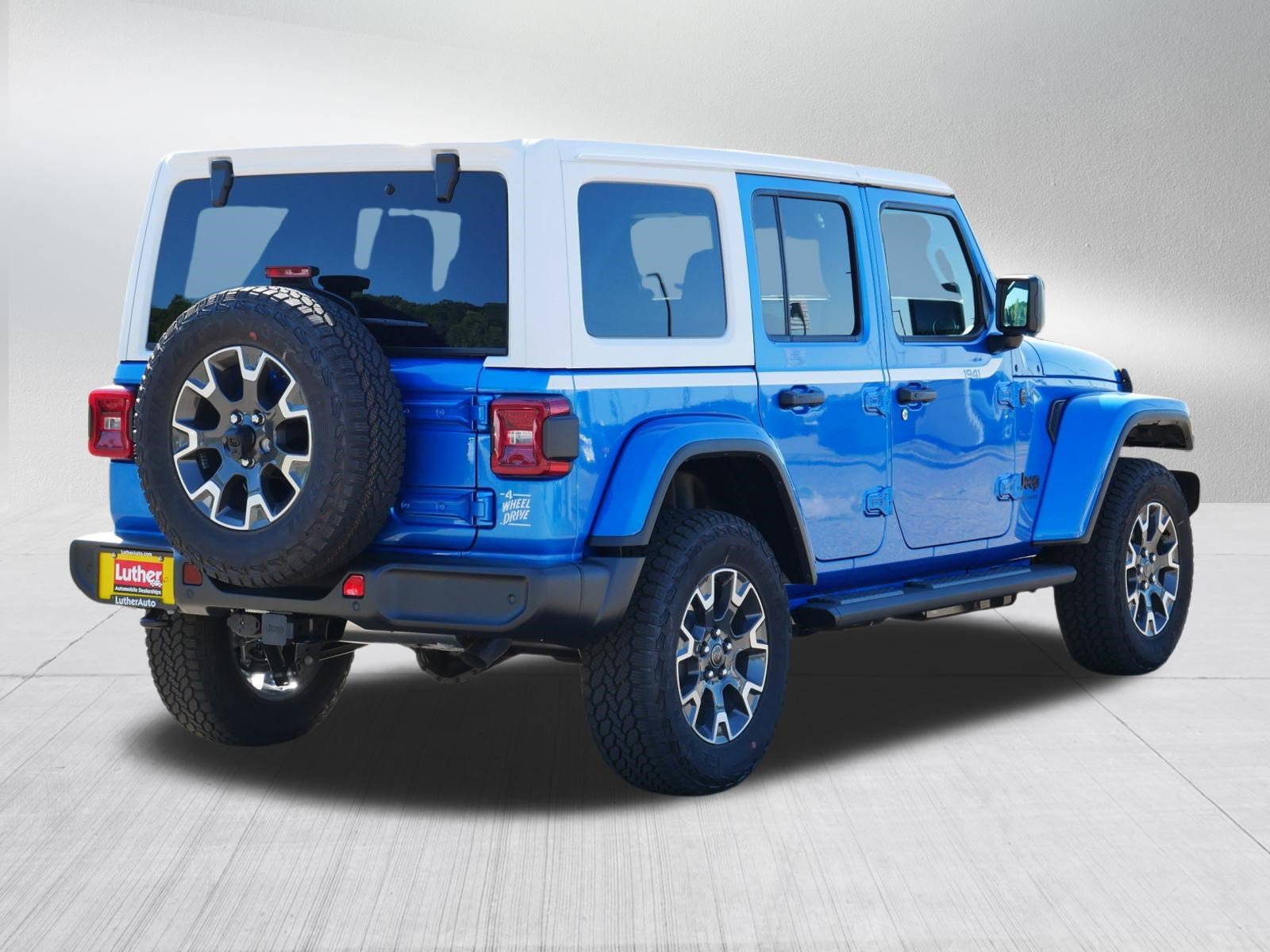 New 2027 Jeep Wrangler Unlimited Sahara AWD/4WD image 2