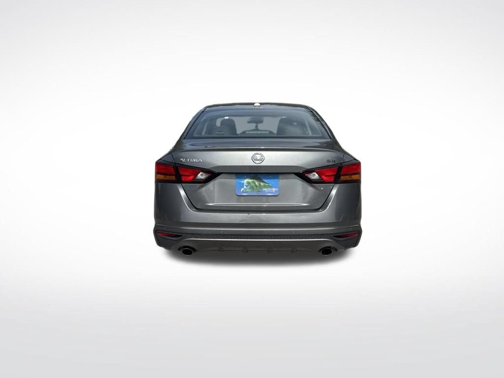 Used 2020 Nissan Altima 2.5 SR FWD image 7