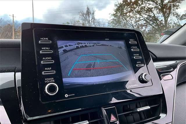 Used 2021 Toyota Camry SE image 13