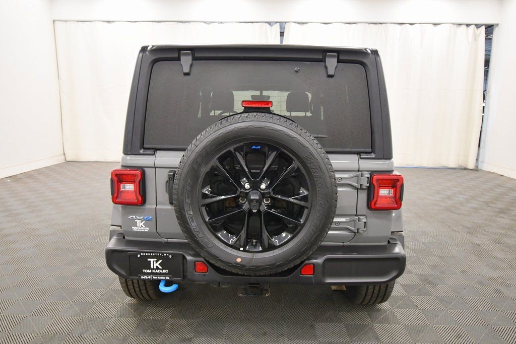 Used 2023 Jeep Wrangler Unlimited Sahara image 6