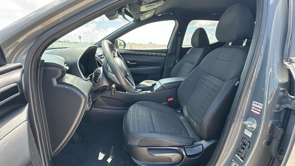 Used 2022 Hyundai Santa Cruz SE FWD image 4