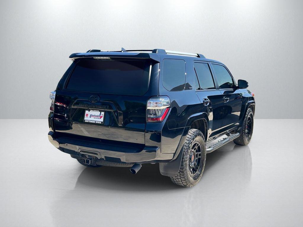 Used 2023 Toyota 4Runner SR5 Premium w/ Moonroof Package RWD image 5