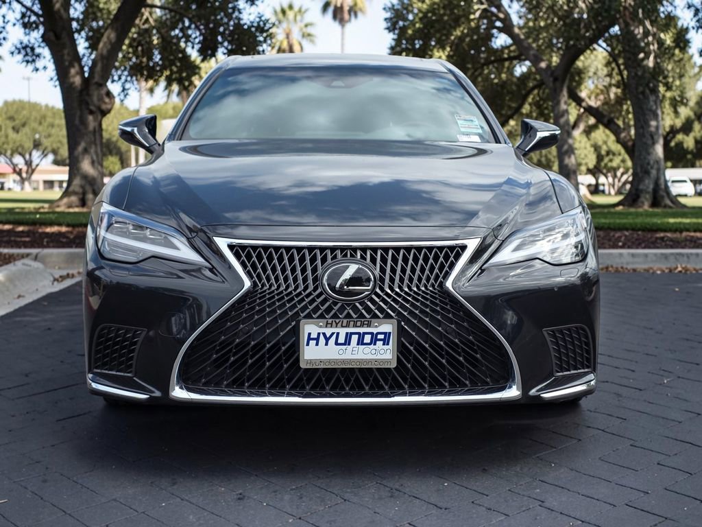 Used 2021 Lexus LS 500 w/ Accessory Package (Z1) RWD image 2