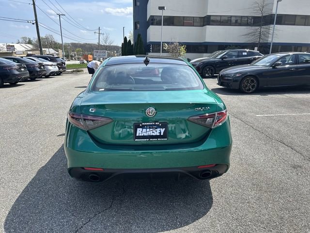 New 2026 Alfa Romeo Giulia AWD image 7