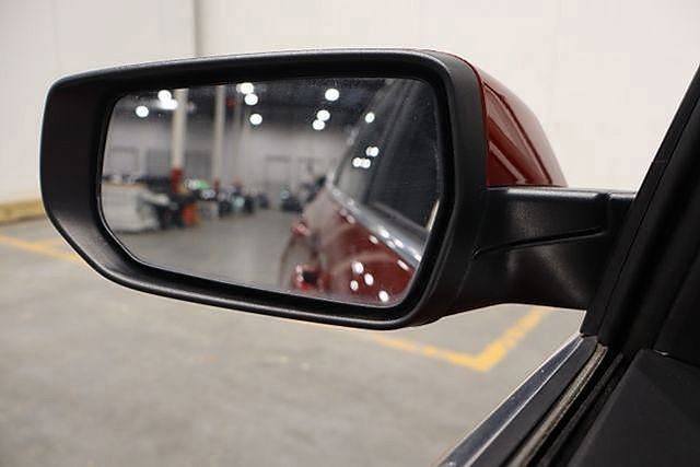 Used 2022 Chevrolet Malibu RS image 34