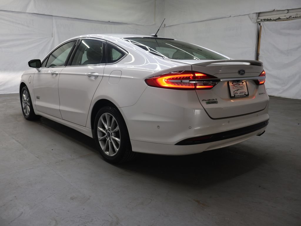 Used 2017 Ford Fusion Energi Platinum FWD image 5