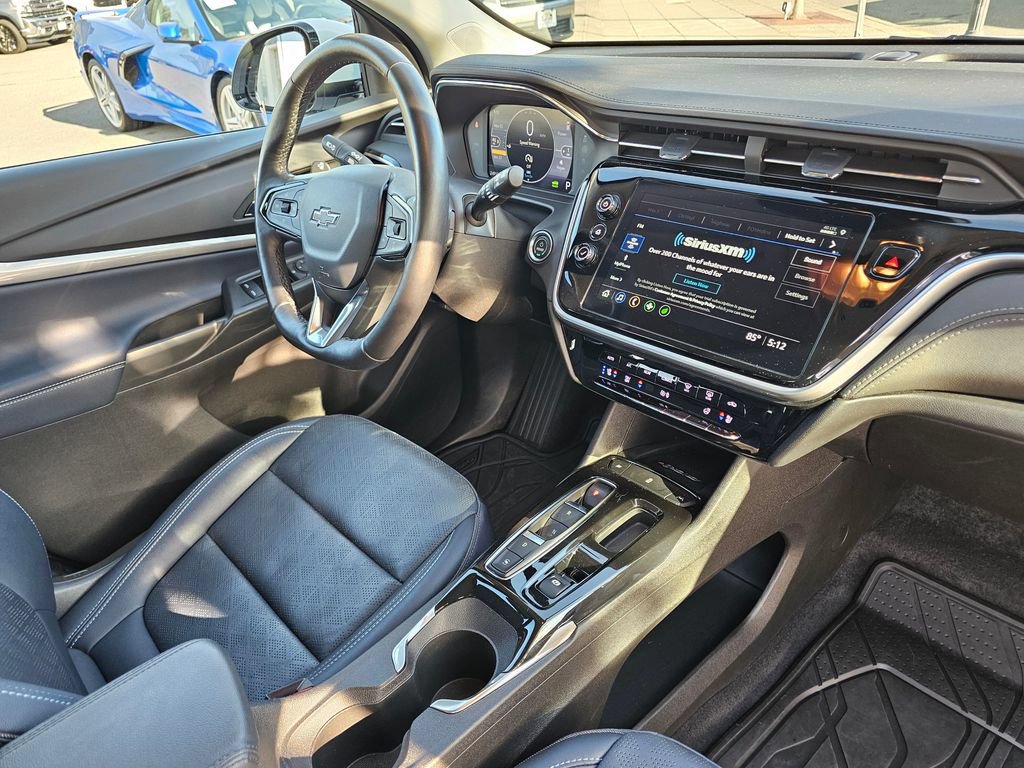 Used 2023 Chevrolet Bolt EUV LT FWD image 12