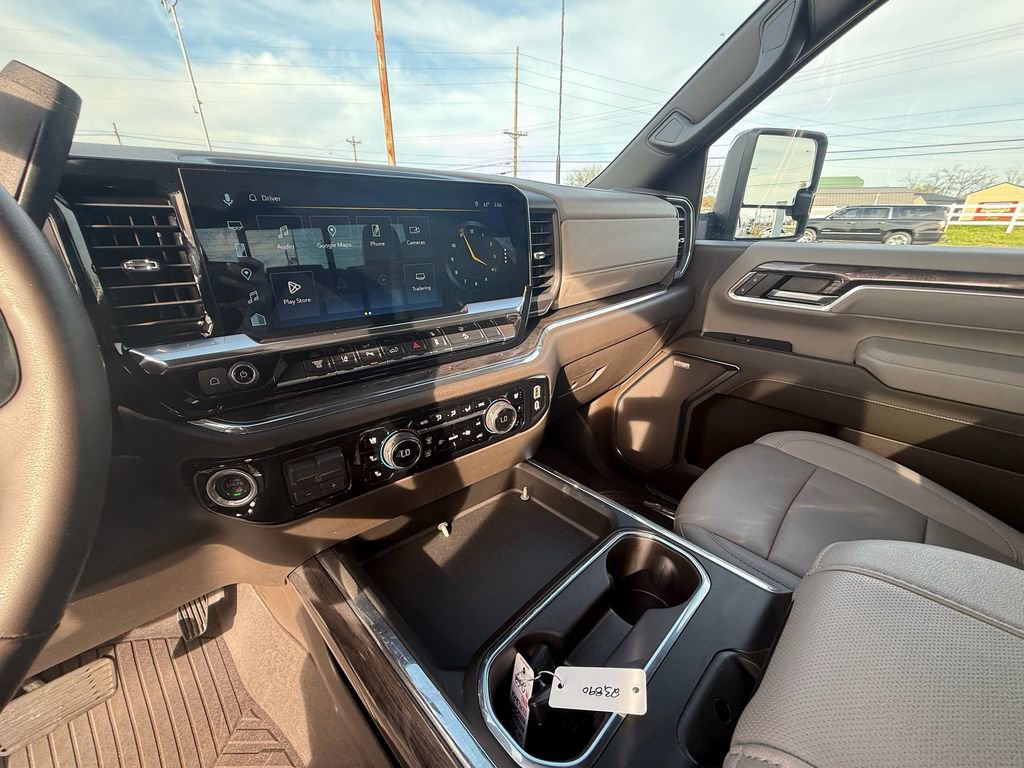 Used 2024 Chevrolet Silverado 2500 LTZ w/ LTZ Premium Package image 14