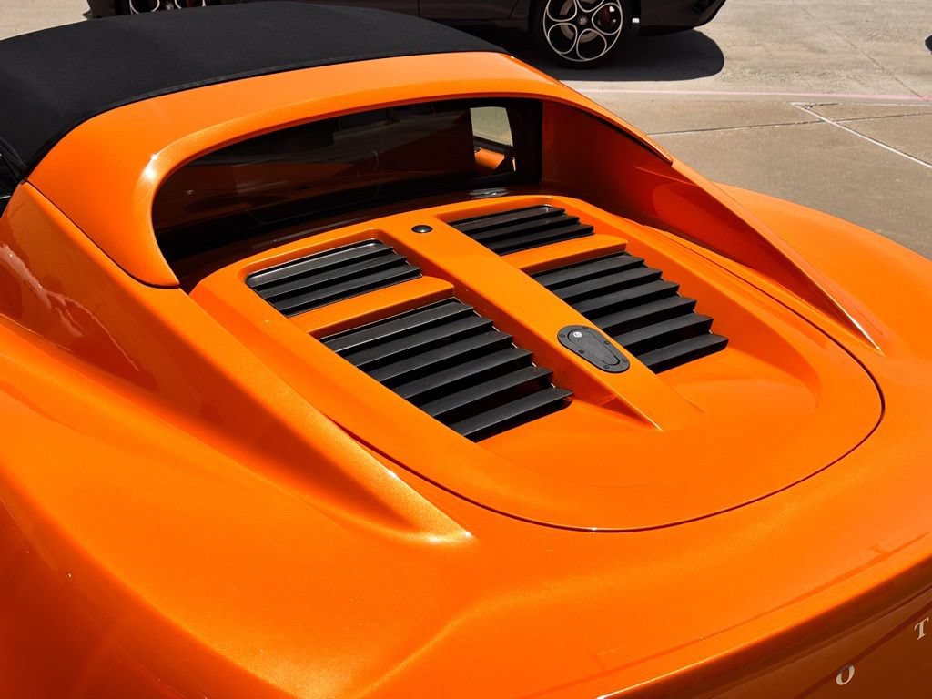 Used 2005 Lotus Elise RWD image 9