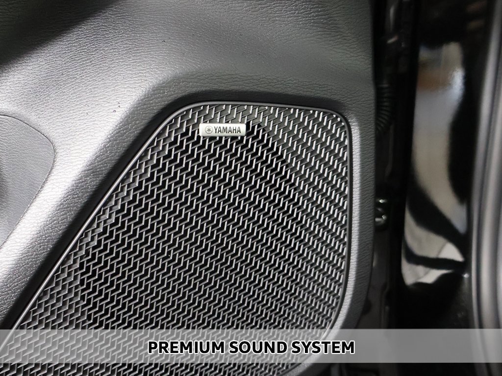 New 2025 Mitsubishi Outlander SEL image 5