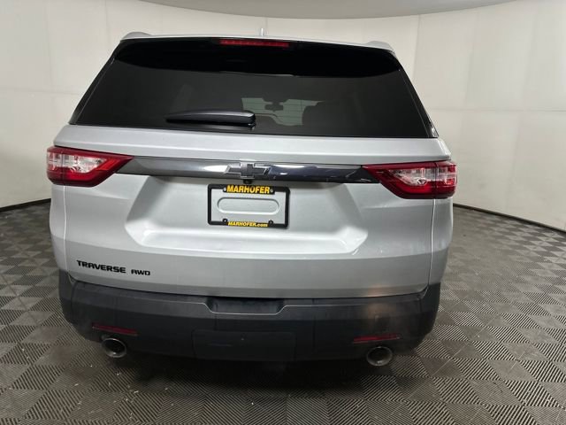 Used 2020 Chevrolet Traverse LS w/ LPO, Blackout Package image 4