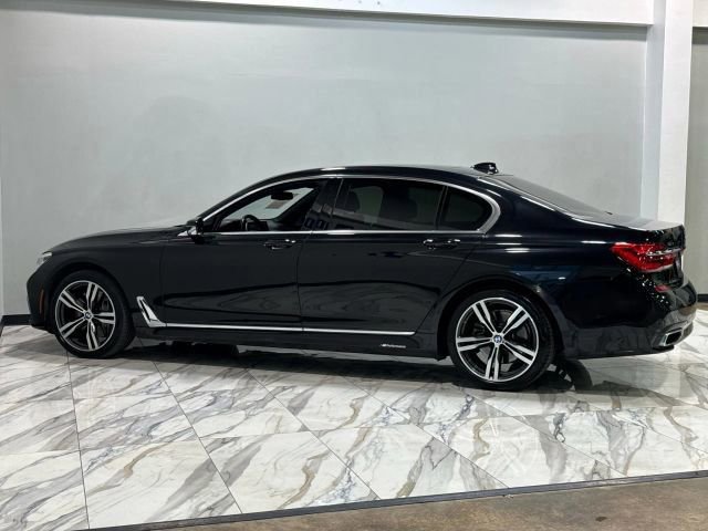 Used 2017 BMW 750i xDrive AWD/4WD image 59