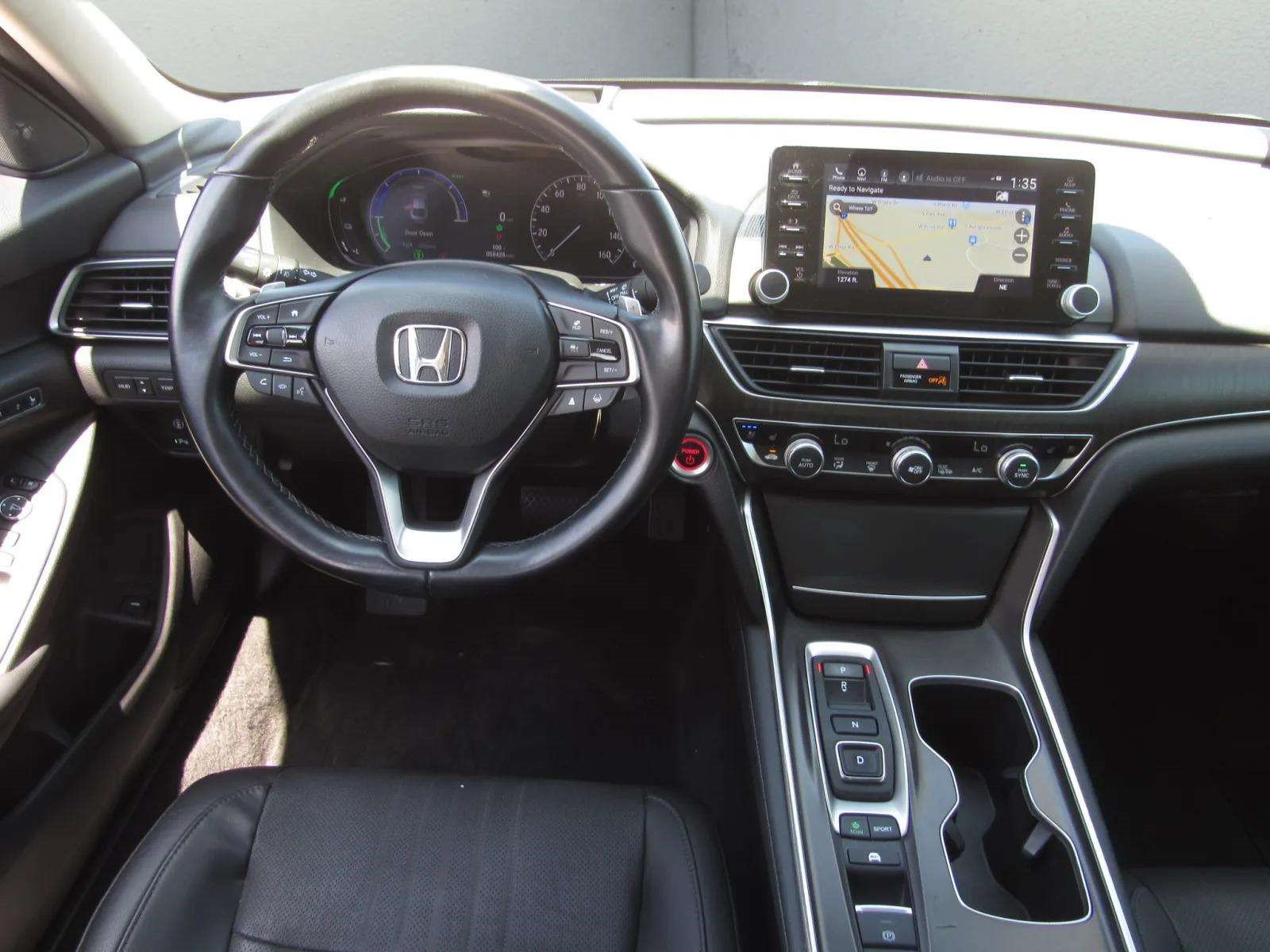 Used 2021 Honda Accord Touring image 16