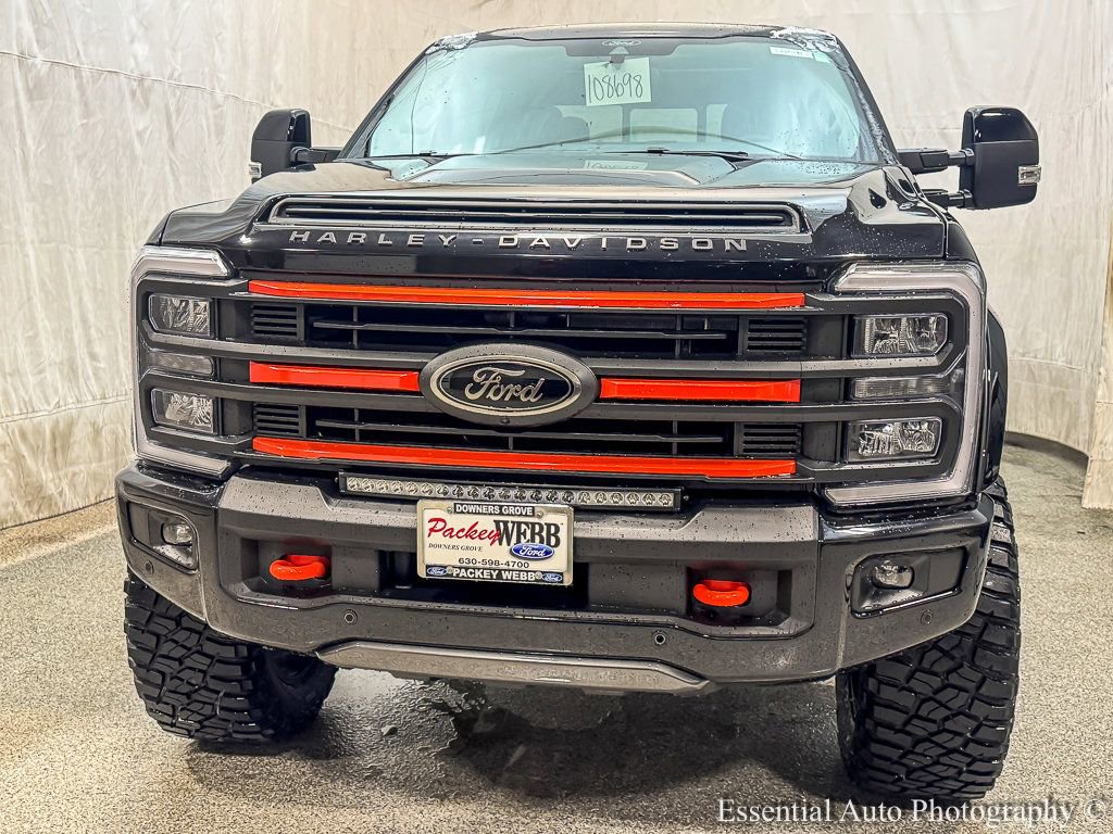 New 2026 Ford F250 Lariat w/ Black Appearance Package image 5