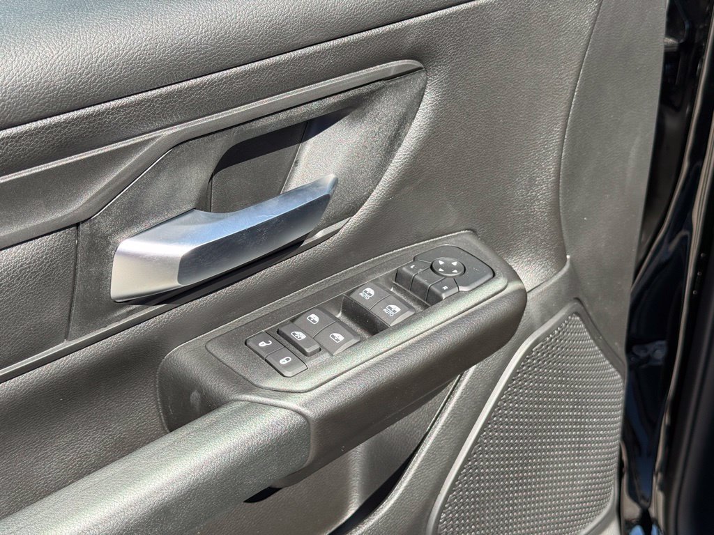 New 2026 RAM 1500 Express AWD/4WD image 11