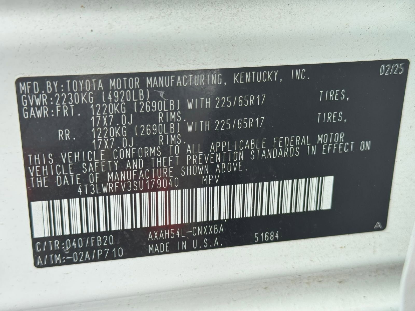 Used 2025 Toyota RAV4 LE image 28