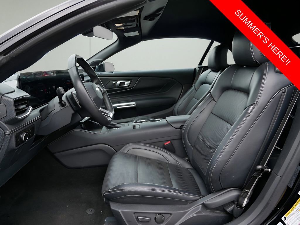 Used 2025 Ford Mustang GT Premium image 11