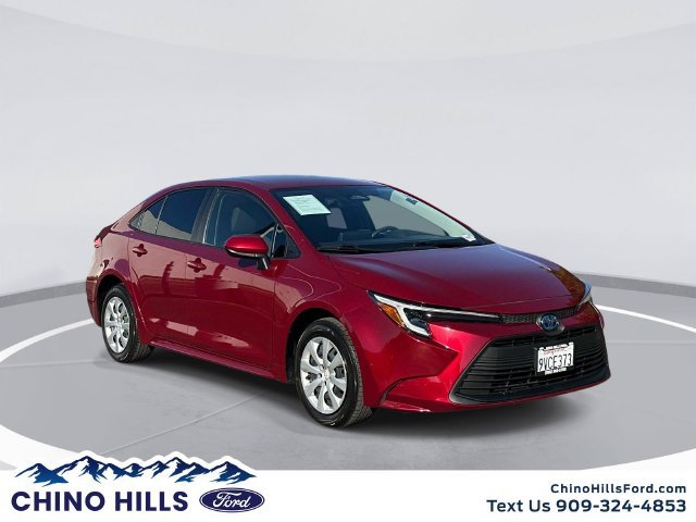 Used 2025 Toyota Corolla LE