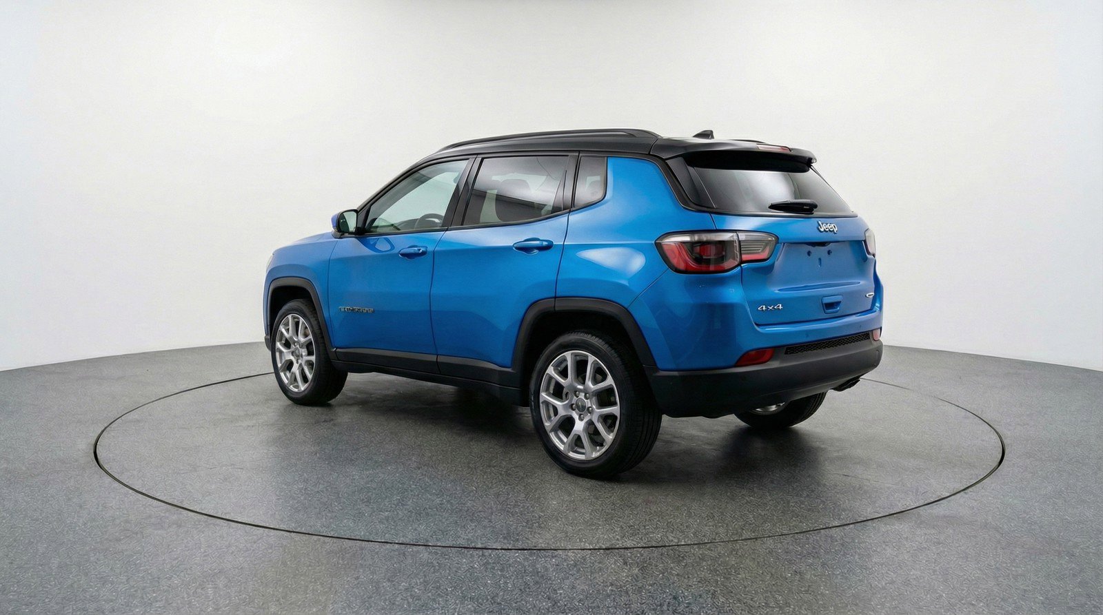 Used 2025 Jeep Compass Limited image 6