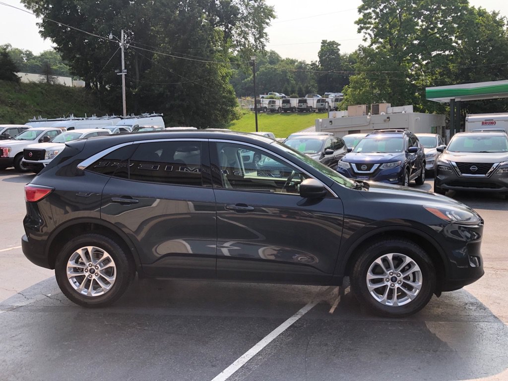 Used 2022 Ford Escape SE AWD/4WD image 7