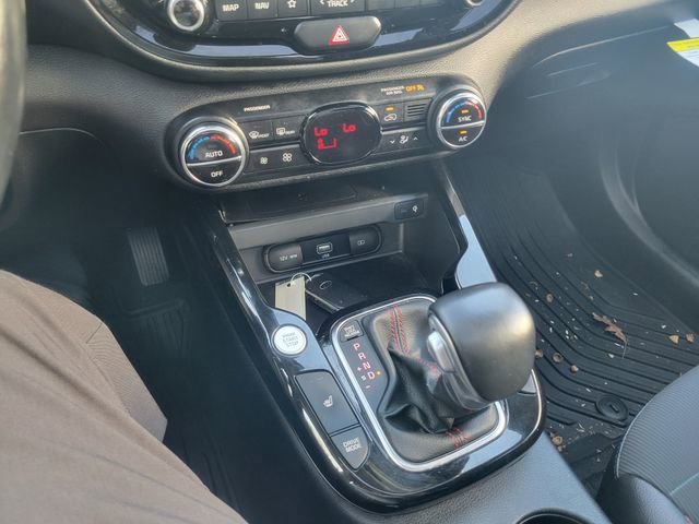 Used 2020 Kia Soul GT-Line Turbo FWD image 22