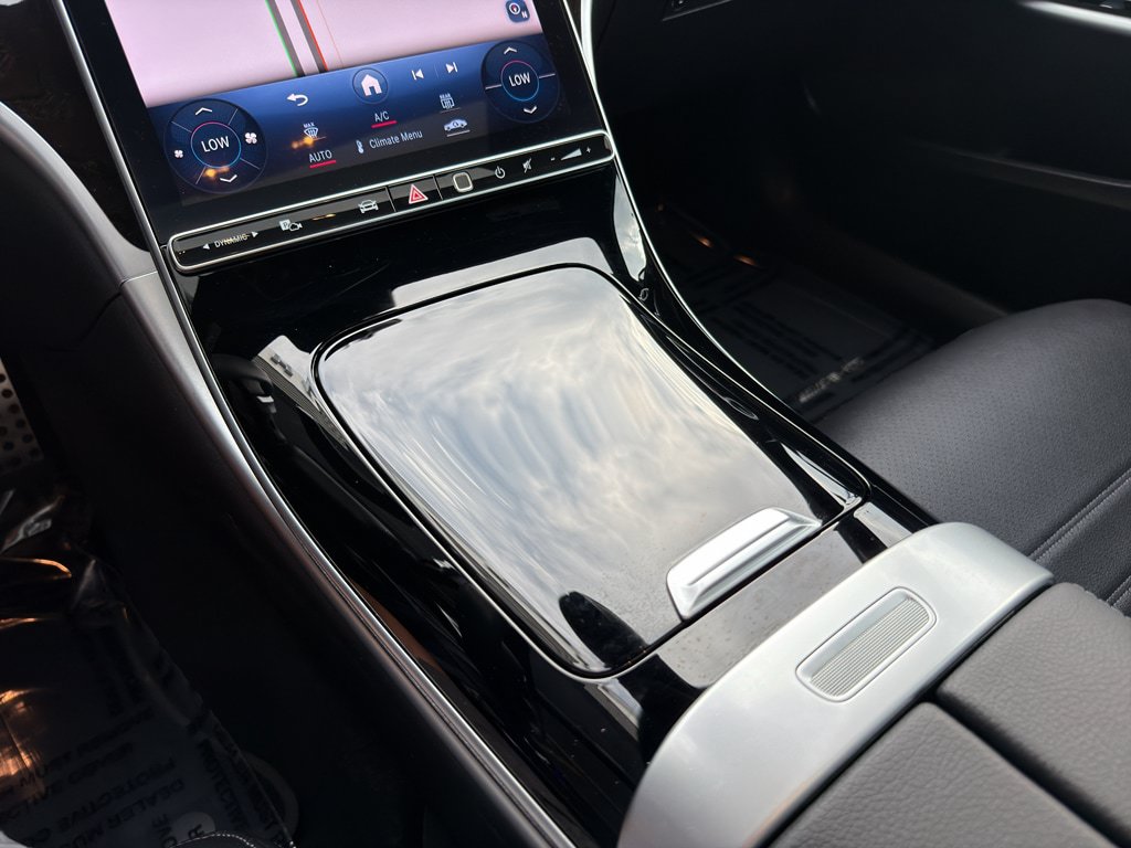 Used 2024 Mercedes-Benz C 300 4MATIC Sedan image 31
