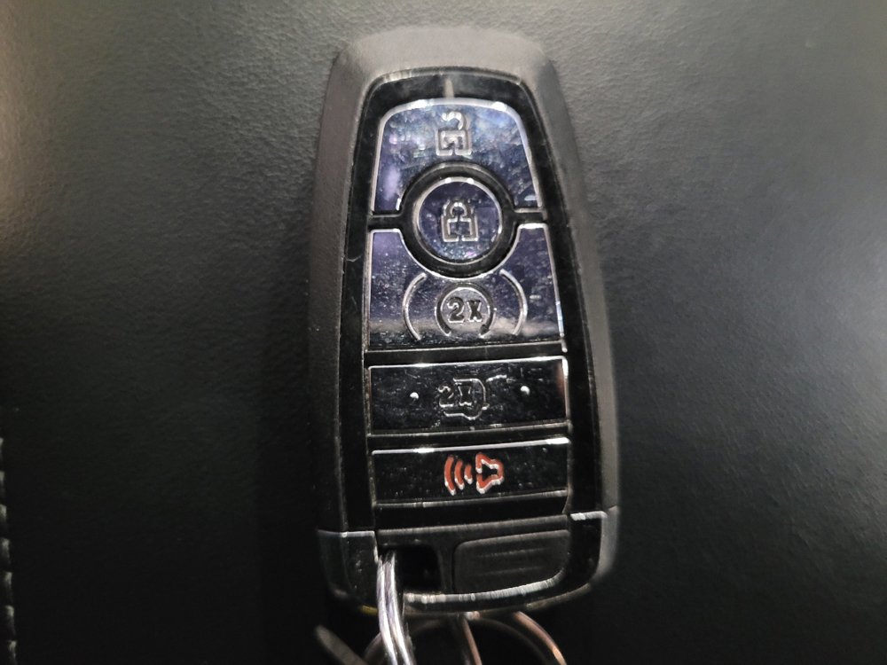 Used 2020 Lincoln Nautilus Premier w/ Equipment Group 101A AWD/4WD image 32