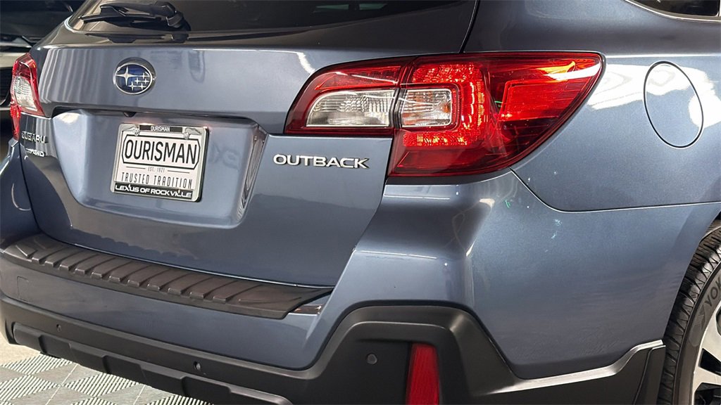 Used 2018 Subaru Outback 2.5i Limited image 9