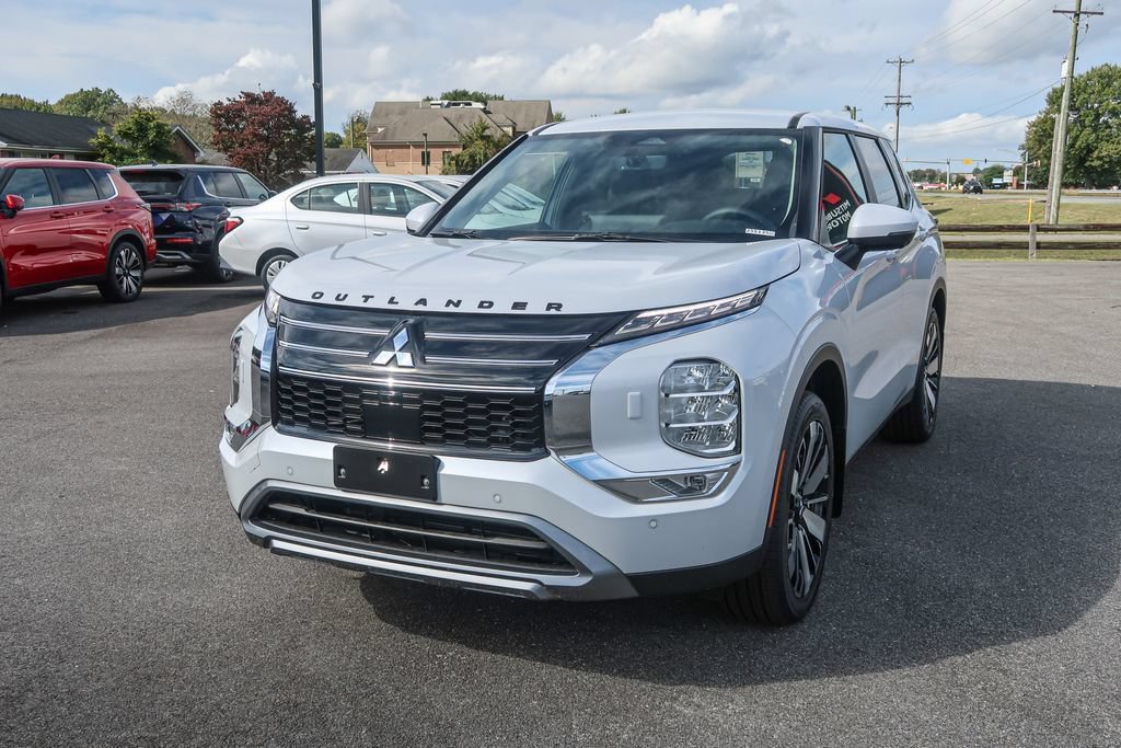New 2025 Mitsubishi Outlander SE AWD/4WD image 4