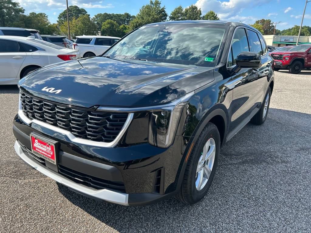 New 2026 Kia Sorento LX FWD image 2