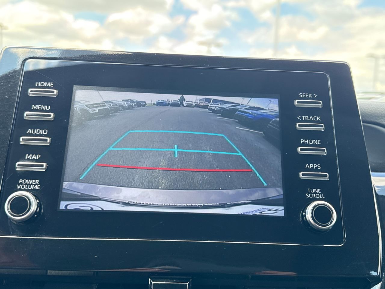 Used 2024 Toyota Camry SE FWD image 19