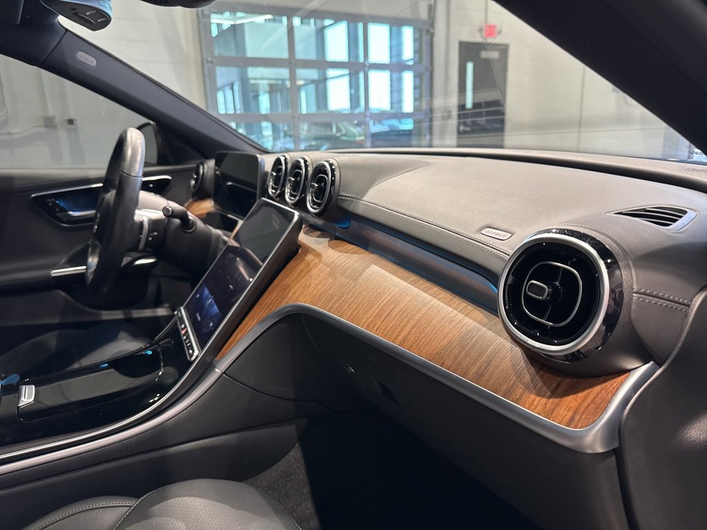 Used 2022 Mercedes-Benz C 300 4MATIC Sedan image 43