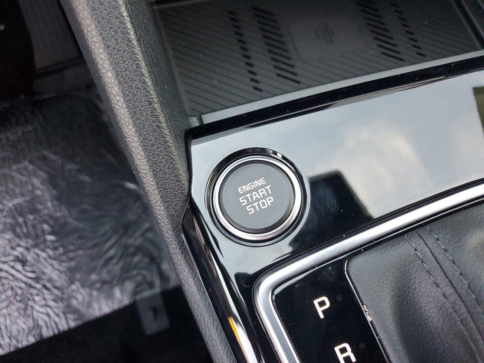 New 2025 Kia Sportage SX image 32