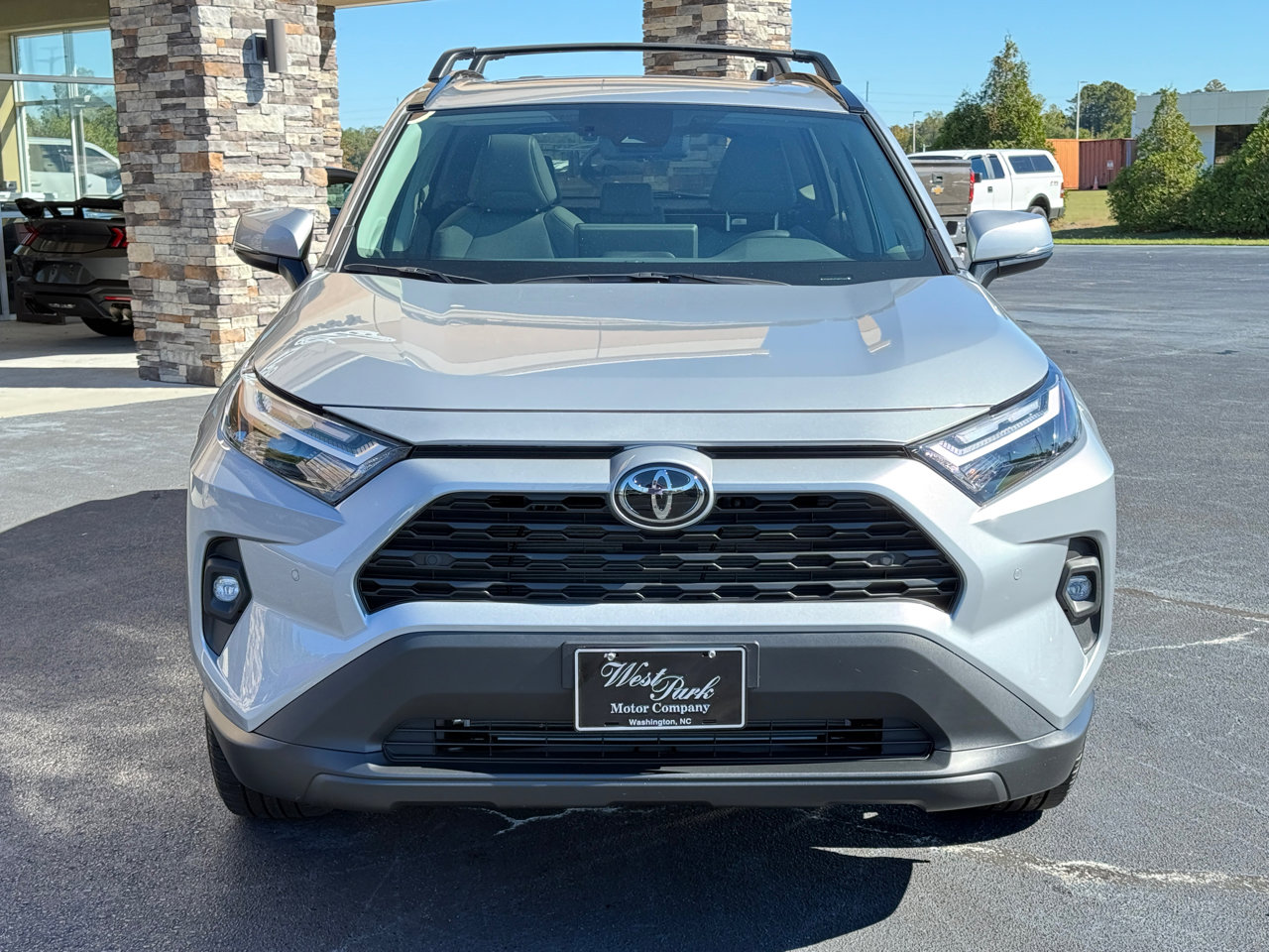 Used 2025 Toyota RAV4 XLE Premium w/ Weather Package image 7