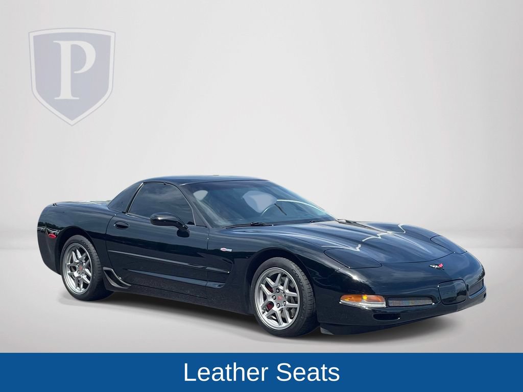 Used 2004 Chevrolet Corvette Z06 w/ Memory Package RWD image 2