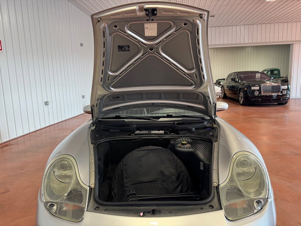 Used 2001 Porsche 911 Cabriolet image 28