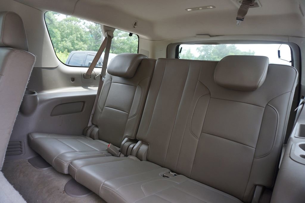 Used 2015 GMC Yukon XL SLT w/ Open Road Package RWD image 16