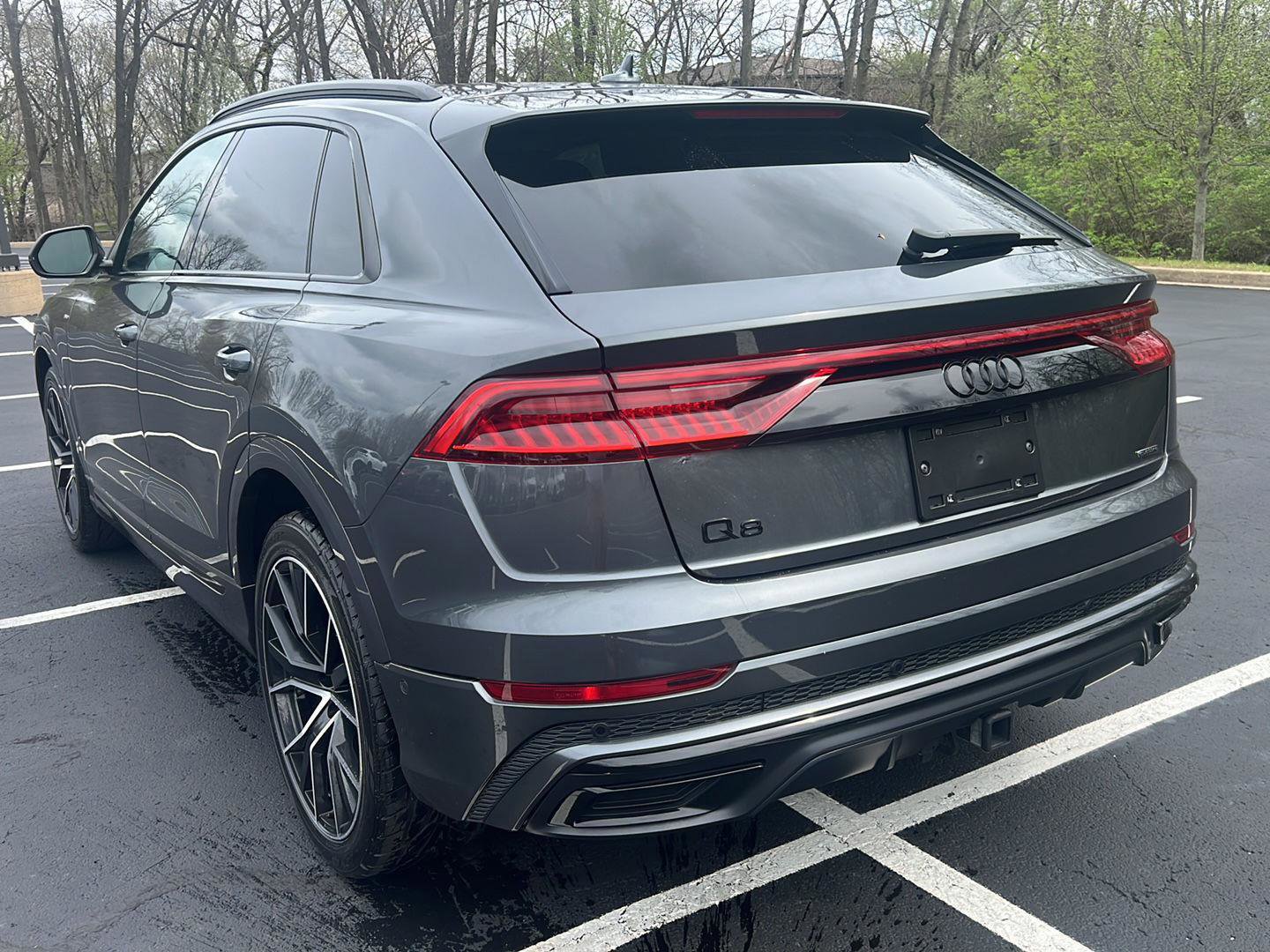 Used 2021 Audi Q8 Prestige w/ Prestige Package AWD/4WD image 3