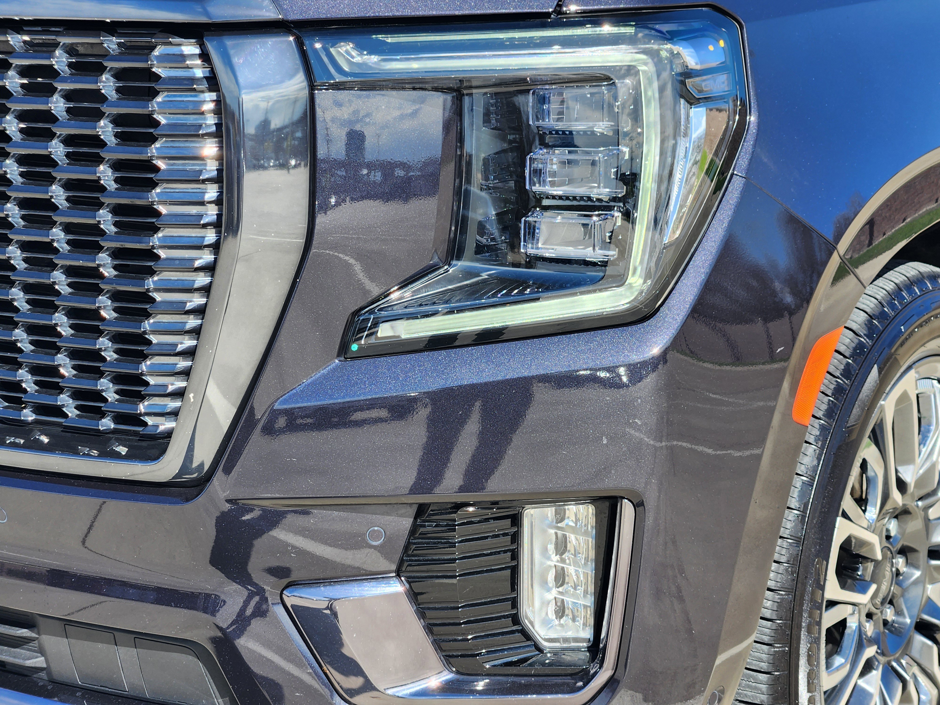Used 2024 GMC Yukon Denali Ultimate image 9