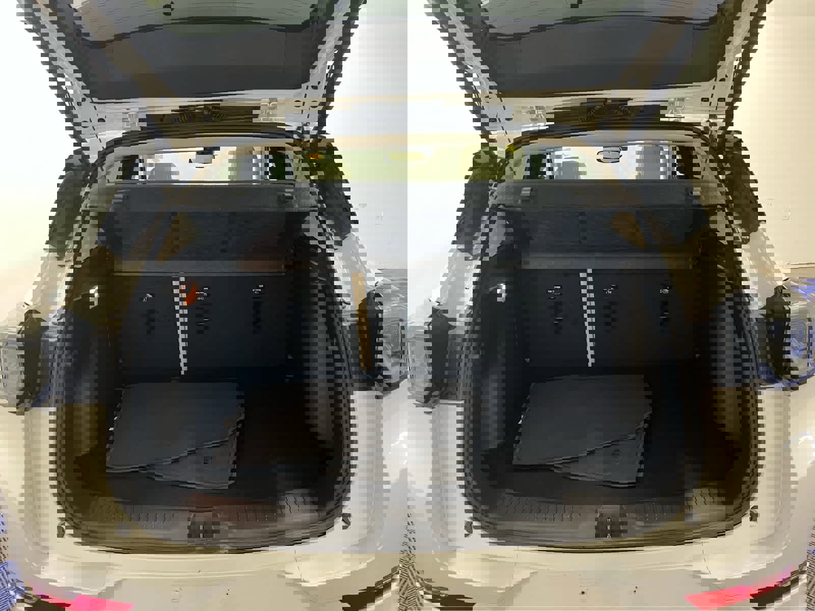 Used 2024 Buick Encore GX Avenir w/ Avenir Convenience Package image 11