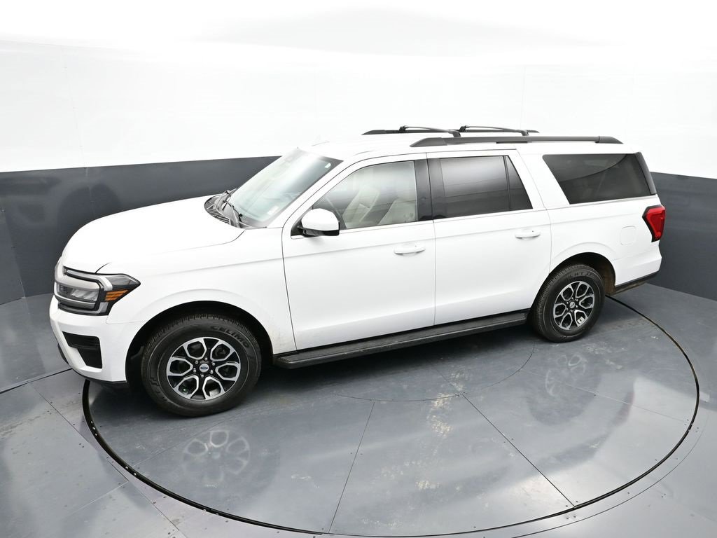 Used 2024 Ford Expedition Max XLT image 44