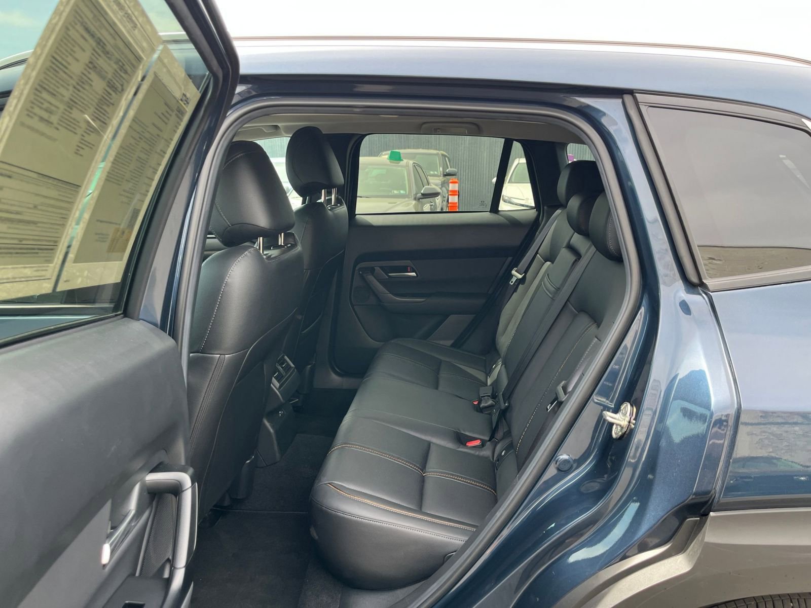 Used 2025 MAZDA CX-50 AWD 2.5 S w/ Premium Plus Pkg image 27