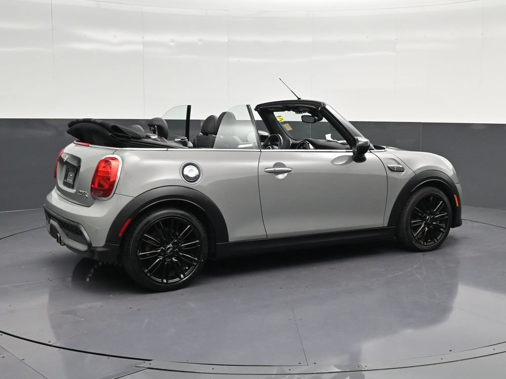 Used 2023 MINI Cooper S FWD image 3