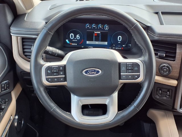 Used 2024 Ford Expedition Limited AWD/4WD image 30