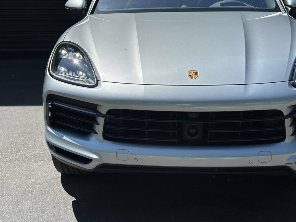 Used 2020 Porsche Cayenne AWD/4WD image 10