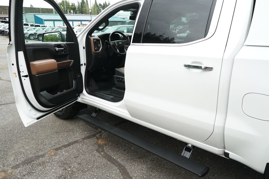 Used 2022 Chevrolet Silverado 1500 High Country AWD/4WD image 41