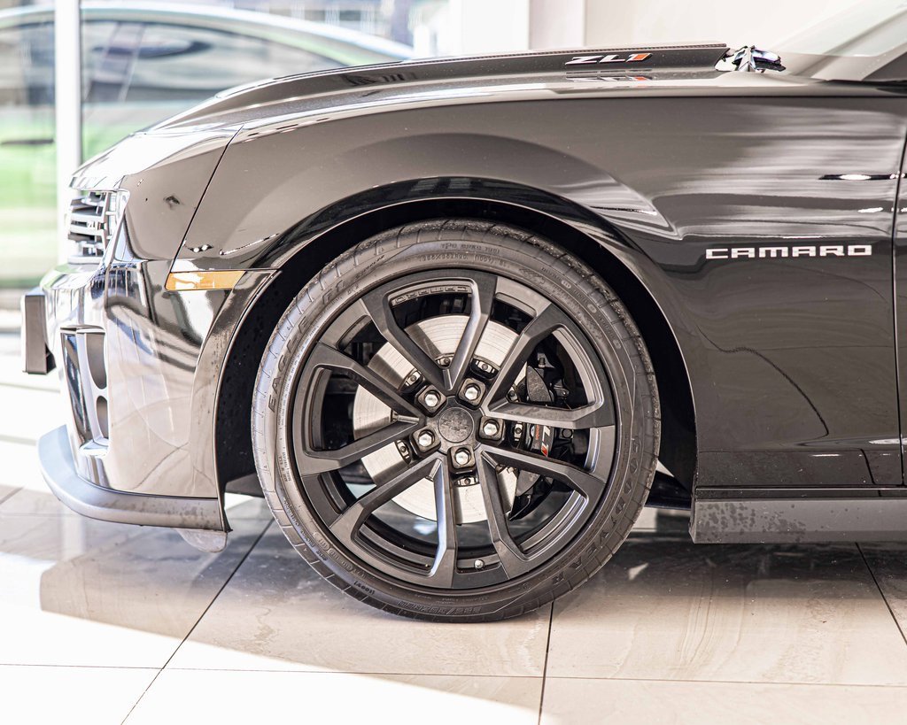 Used 2013 Chevrolet Camaro ZL1 image 9