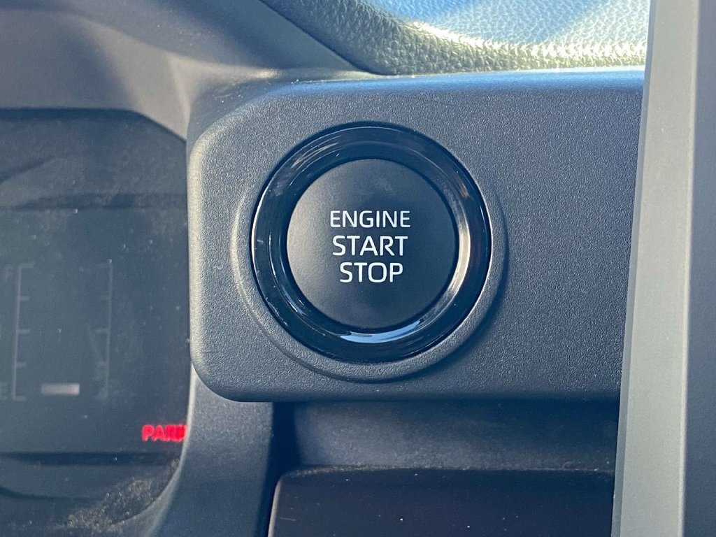 Used 2024 Toyota Tacoma SR5 AWD/4WD image 26